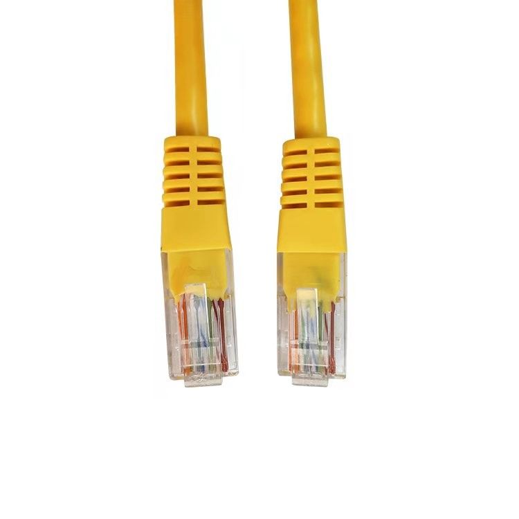 Câble Ethernet Cat5e de corde de correction de jaune de câble d'UTP Cat5 pour l'ordinateur et le routeur