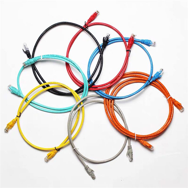 Le câble de réseau de PVC Utp d'OEM ROSH Cat5 dactylographie le réseau Jumper Cable